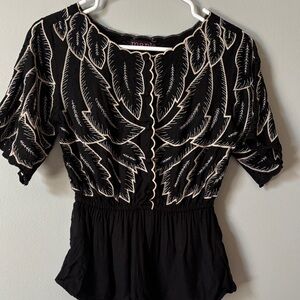 Monoreno Black and Cream Leaf Pattern Blouse